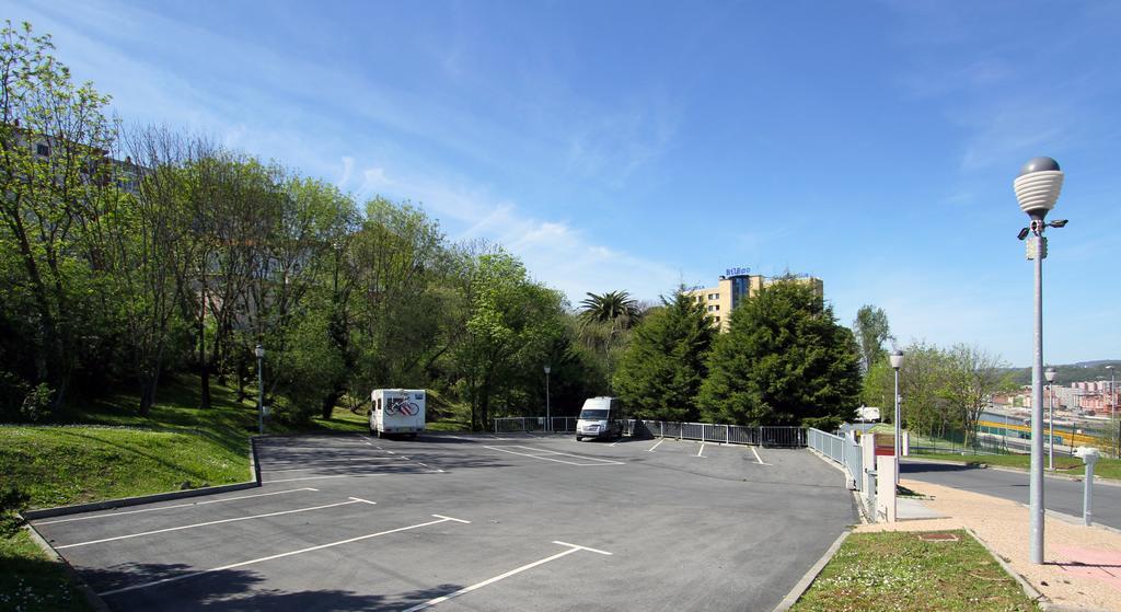 Bilbao Hostel Exterior photo